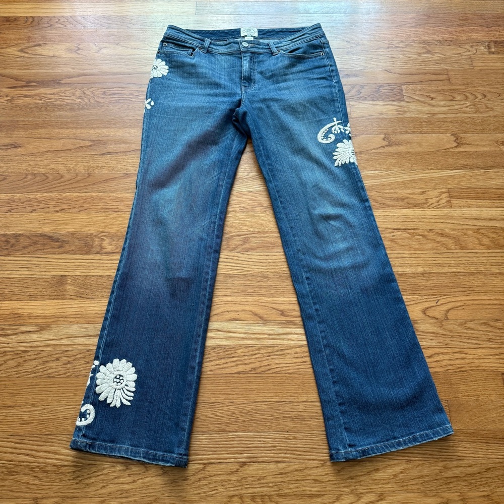 White House black market boho country denim boot cut jeans 8